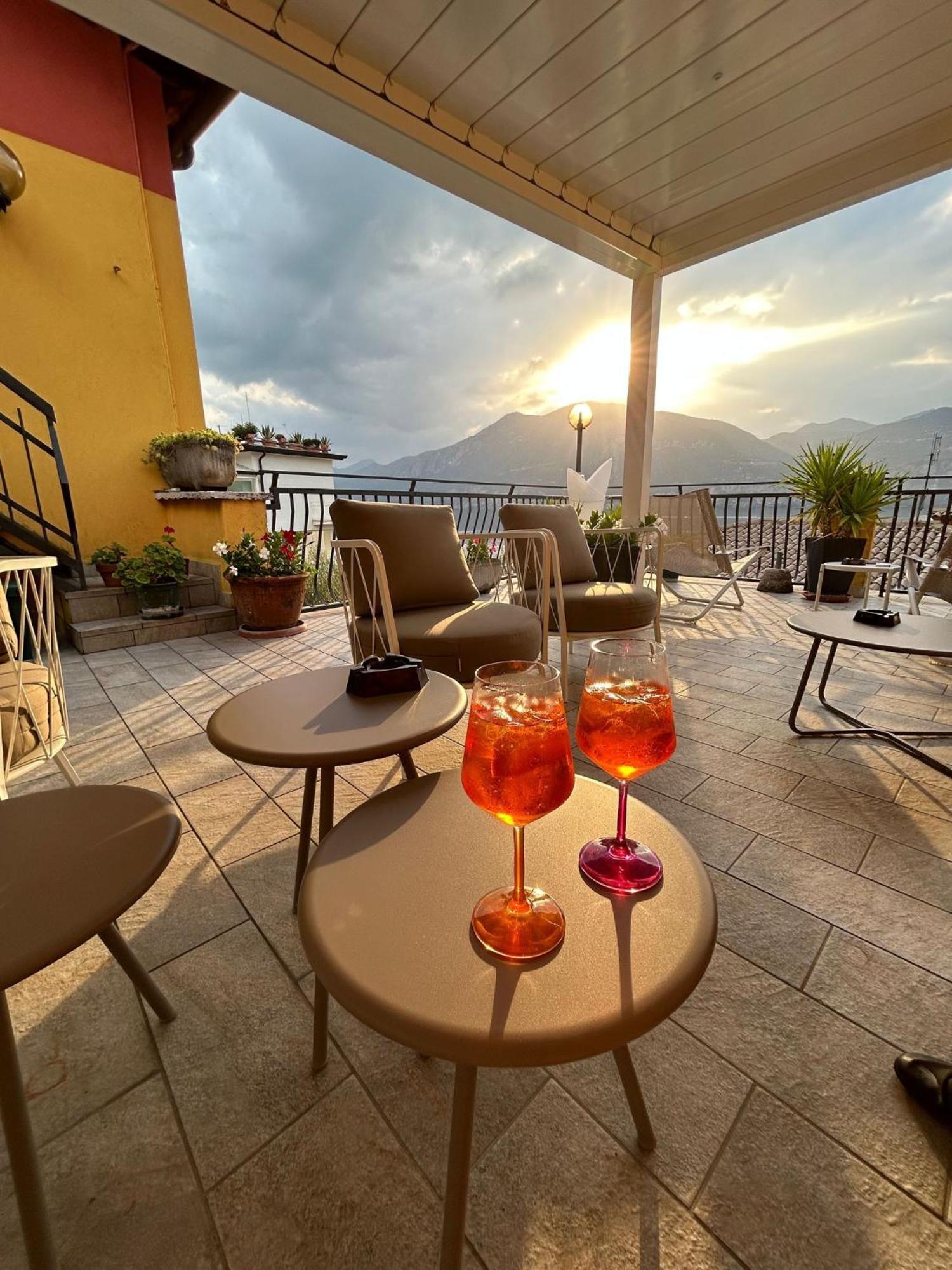 Hotel Pace Brenzone sul Garda Buitenkant foto