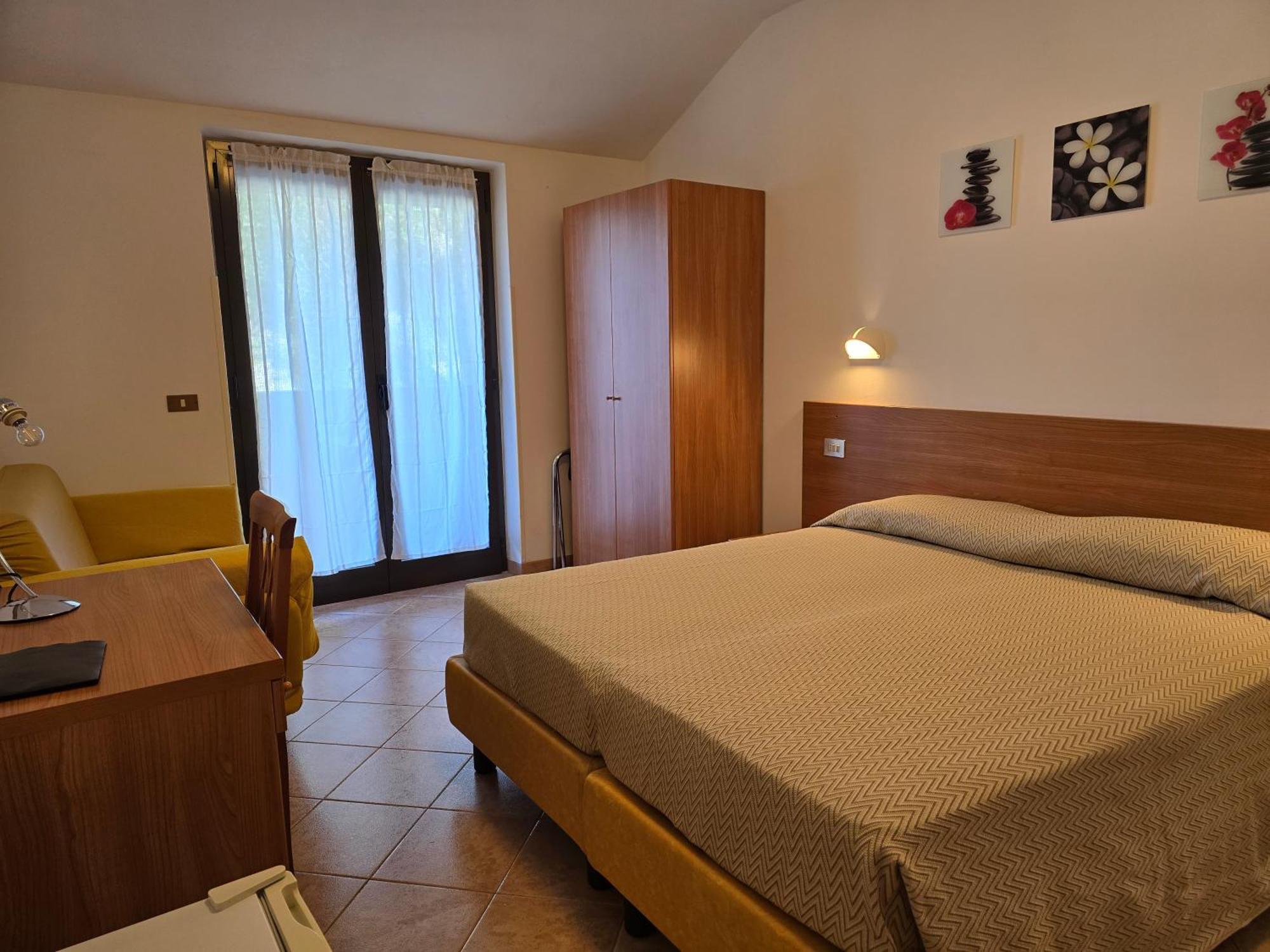 Hotel Pace Brenzone sul Garda Buitenkant foto