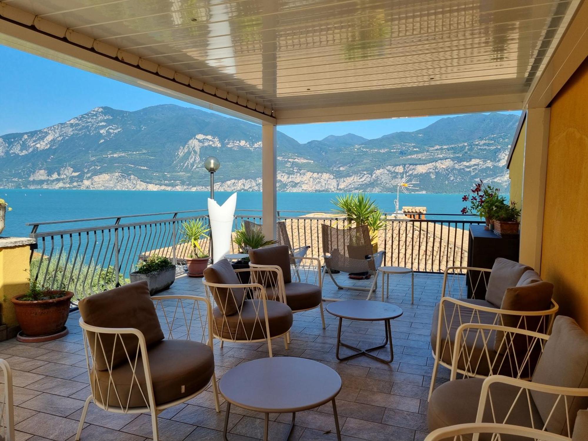 Hotel Pace Brenzone sul Garda Buitenkant foto