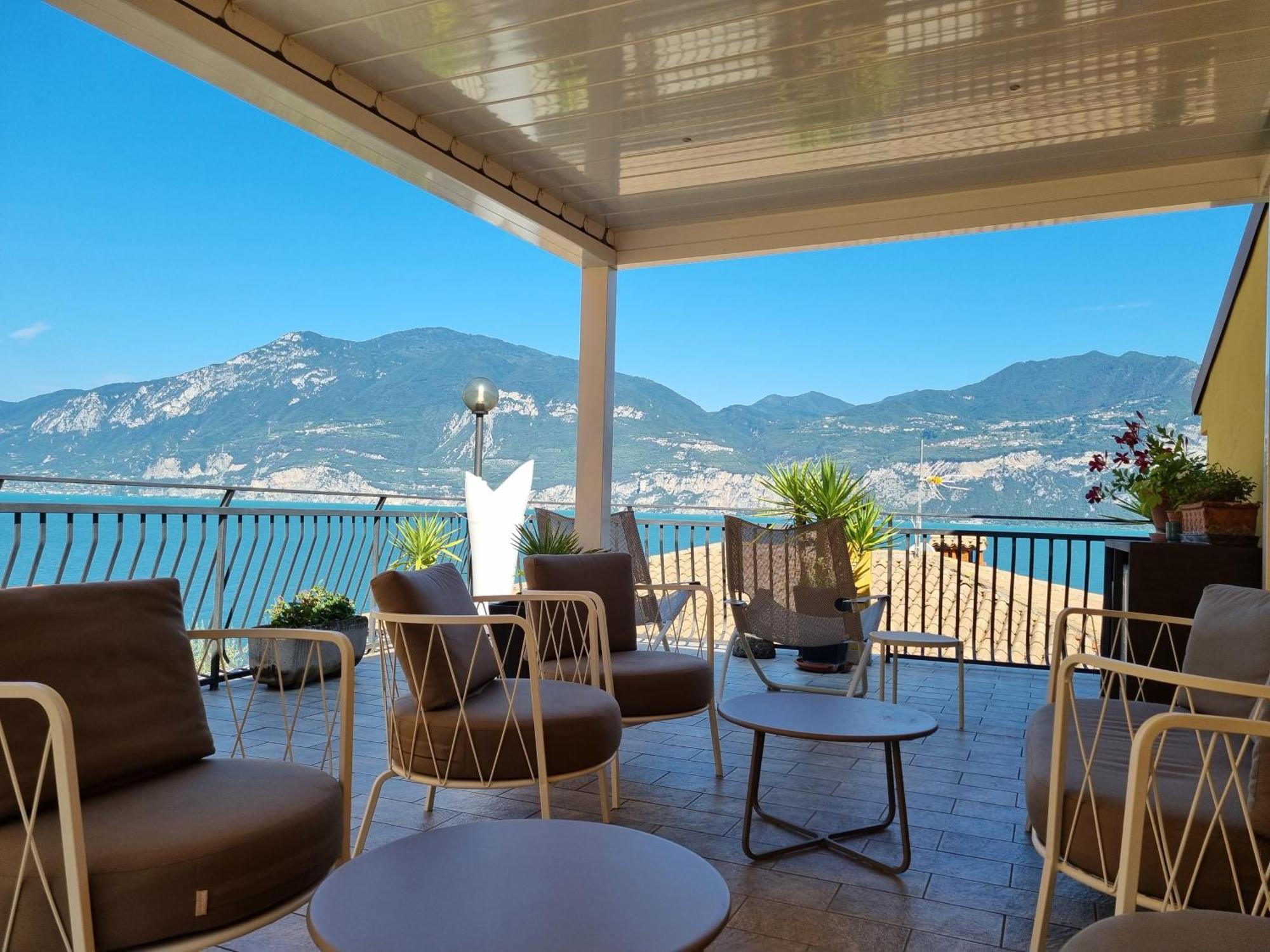 Hotel Pace Brenzone sul Garda Buitenkant foto