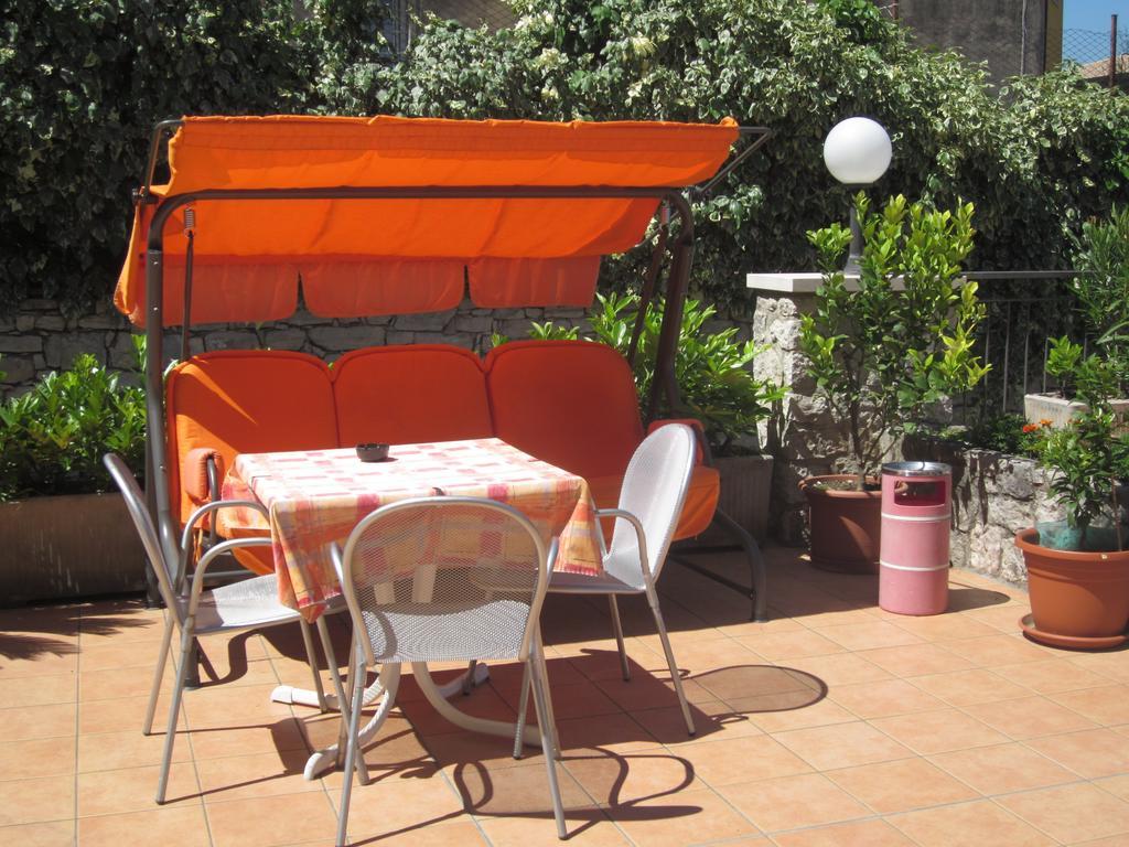 Hotel Pace Brenzone sul Garda Buitenkant foto