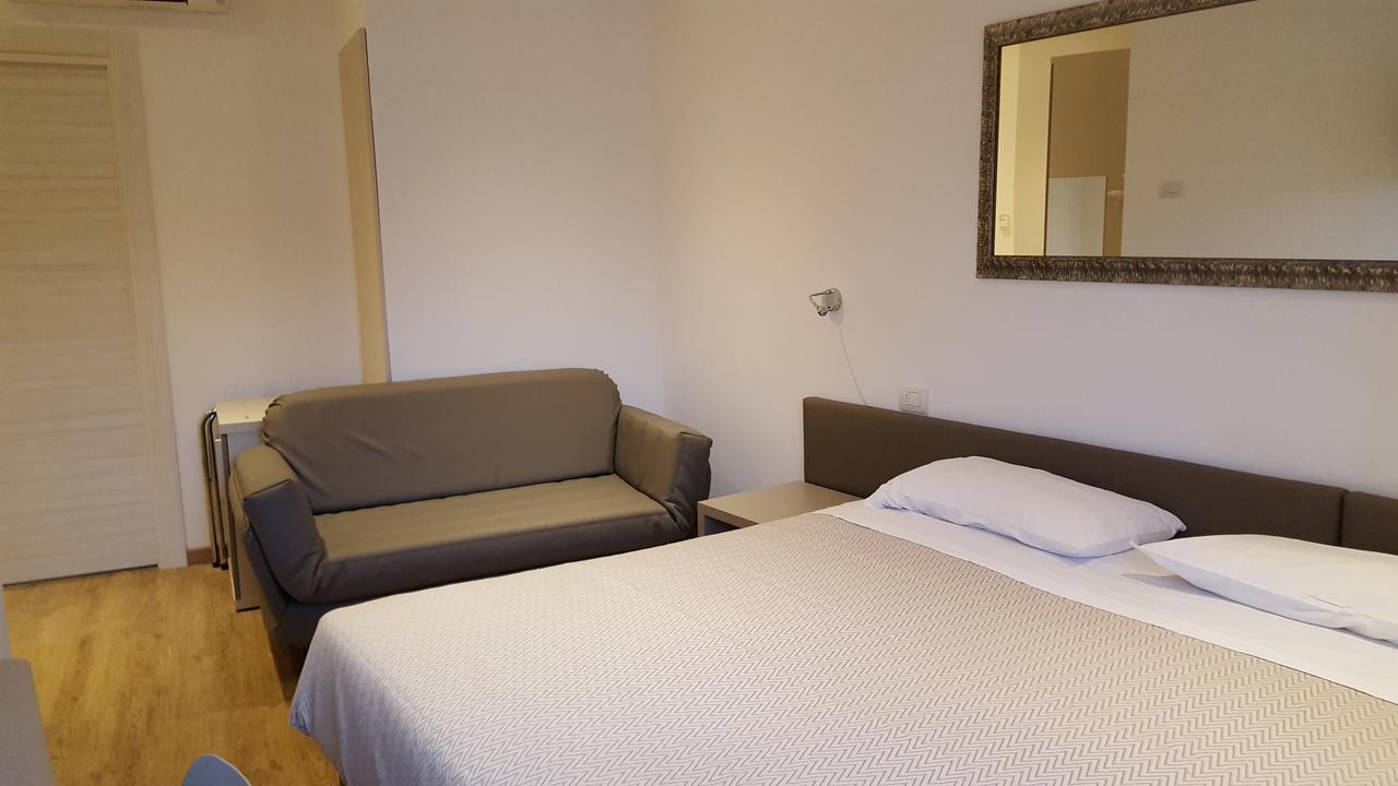 Hotel Pace Brenzone sul Garda Buitenkant foto